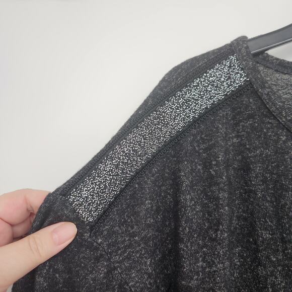NWT I.N.C. Heathered Black Jersey Knit Beaded Long Sleeve Fleece Top Women's S - Picture 3 of 7